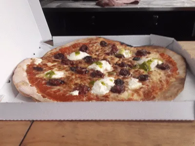 Camion Pizza Calas