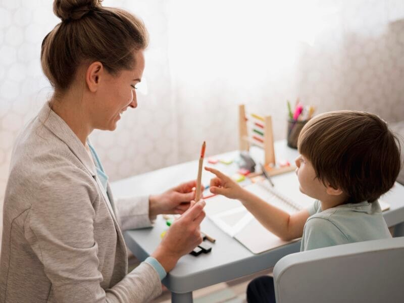 Garde d’enfants de plus de 3 ans à domicile